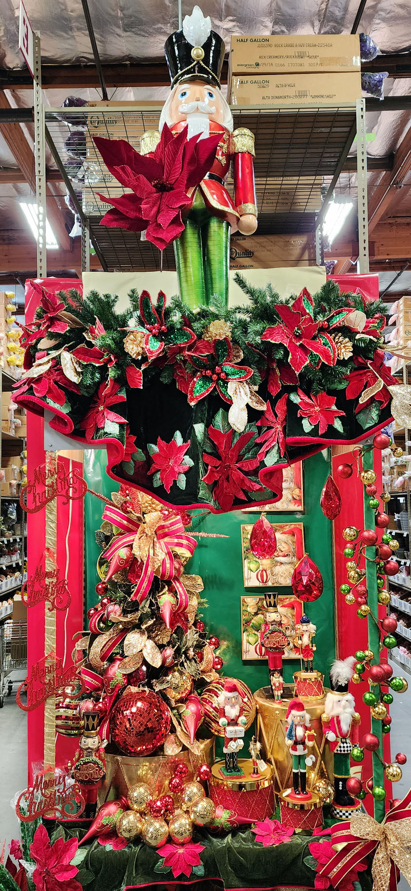 Nutcracker Christmas Realm
