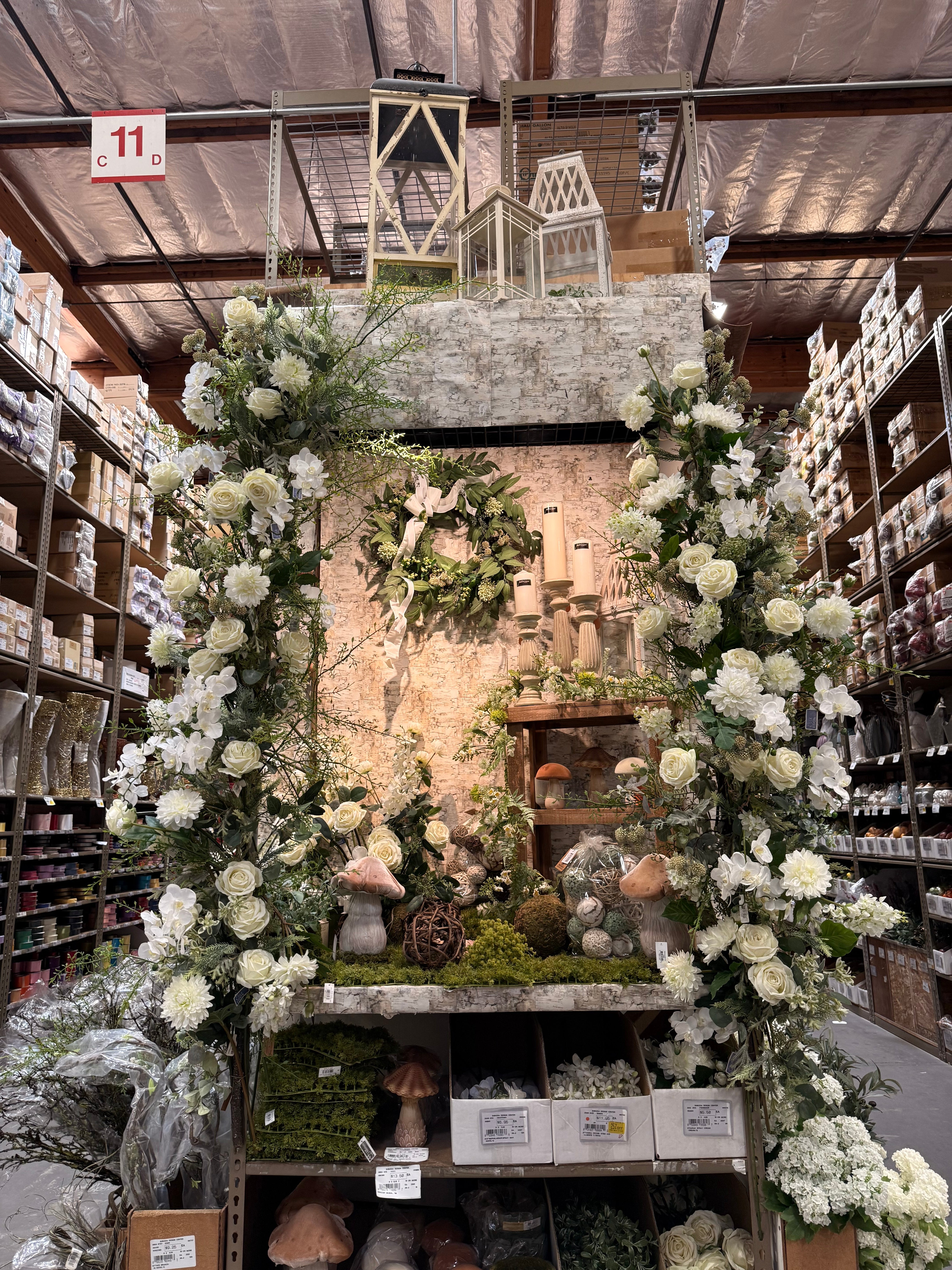 Wedding Decor Inspiration: Romantic Florals, Soft Color Palettes &amp; Statement Backdrops