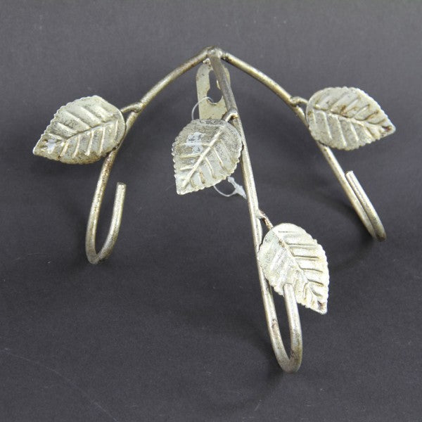 7" ORNAMENT HANGER A5