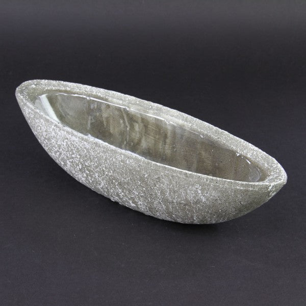 SM.CONCRETE BOAT PLANTER