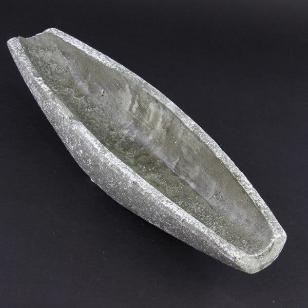 LG.CONCRETE OPEN BOAT
