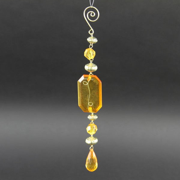 GIANT CRYSTAL DROP ORNA A4