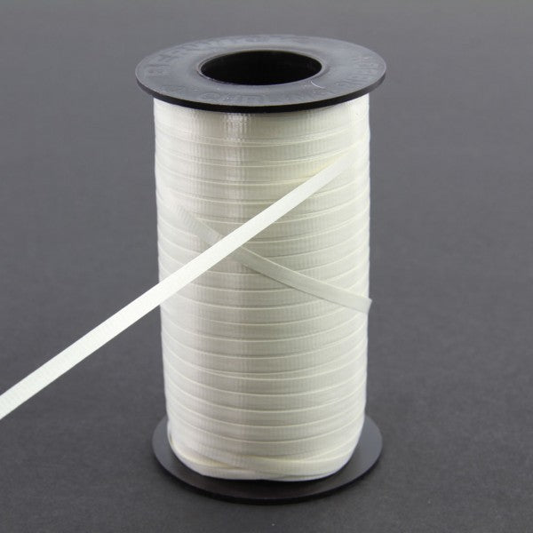 3/16"CURLY RIBBON 500YD IVORY