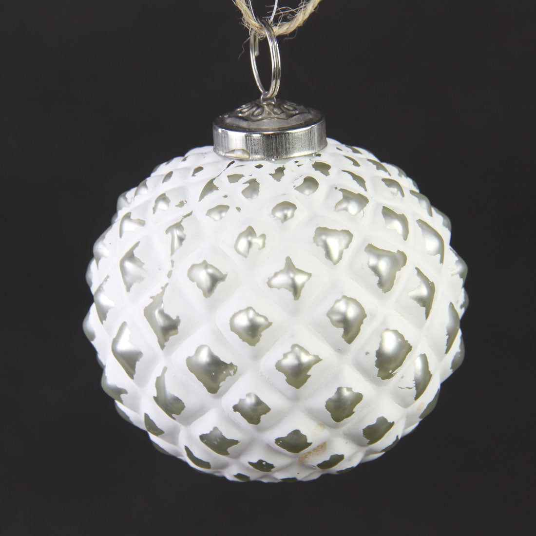 ORNAMENT A25