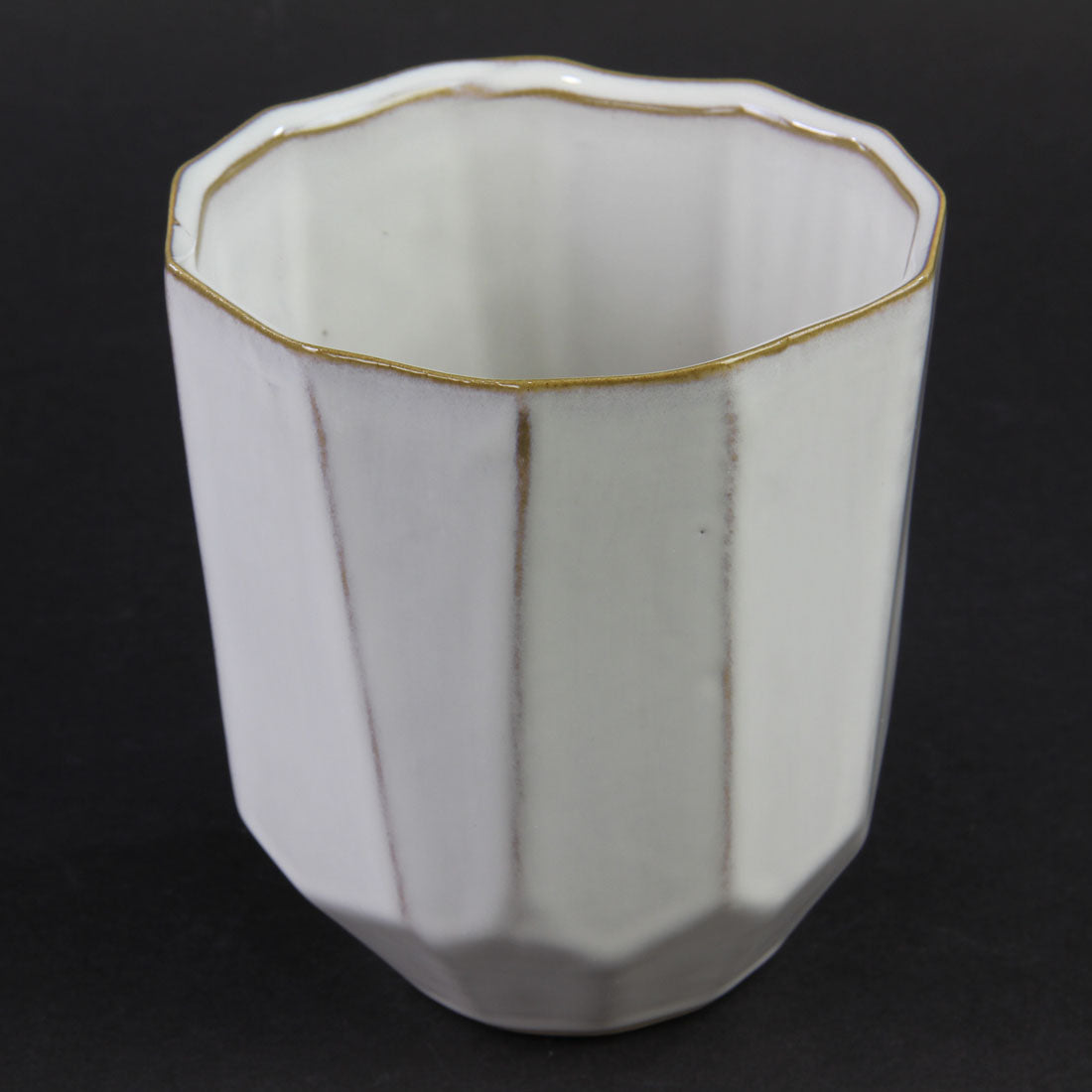 5.25"X5.75"RENEW VASE WHITE