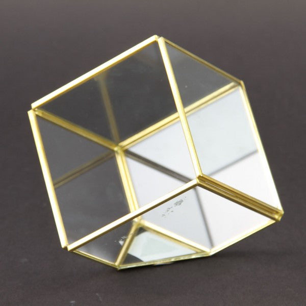 5.25"X3.5"X5.5"HIRA DSPLY BOX