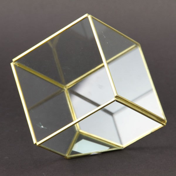 6.5"X4.25"X7"HIRA DISPLAY BOX