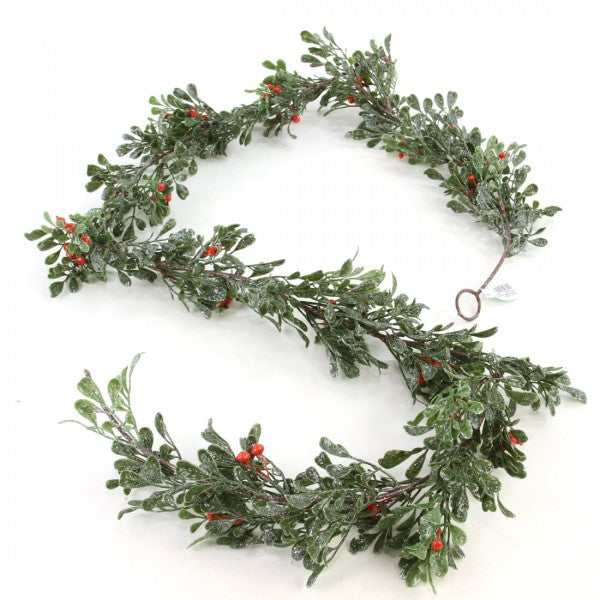 70"BOXWOOD/BERRY GARLAND A25