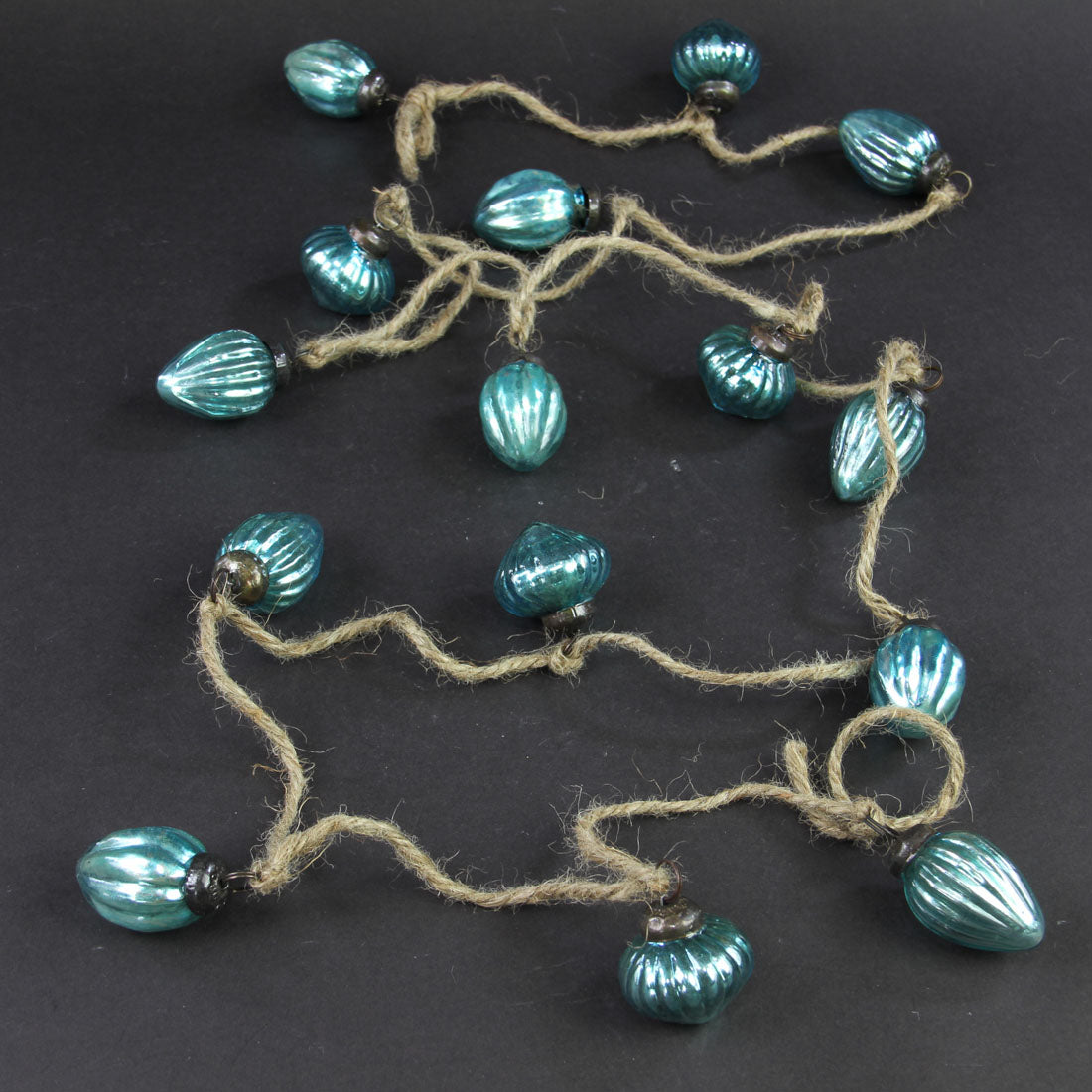 15 MINI GLASS ORNA GARLAND