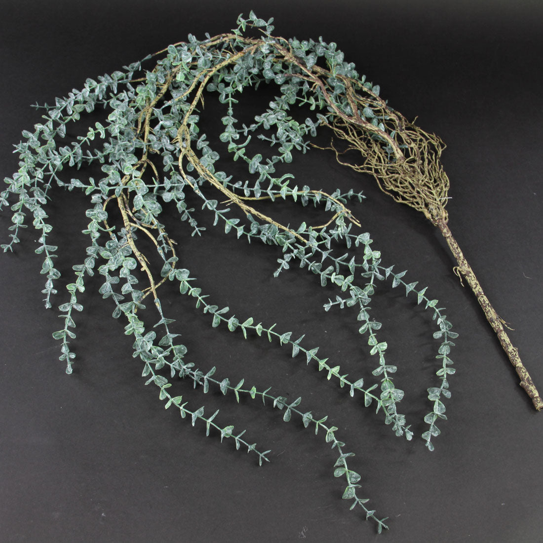 51"EUCALYPTUS MINI HANG.BUSH