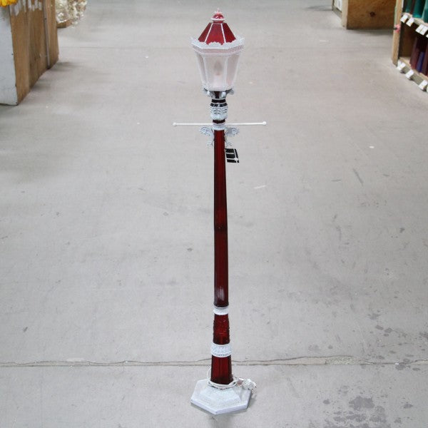 48"TBLPC STREET LAMP M25