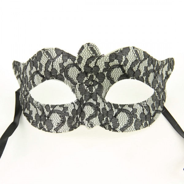 GIGI WHT LACE MASK A4