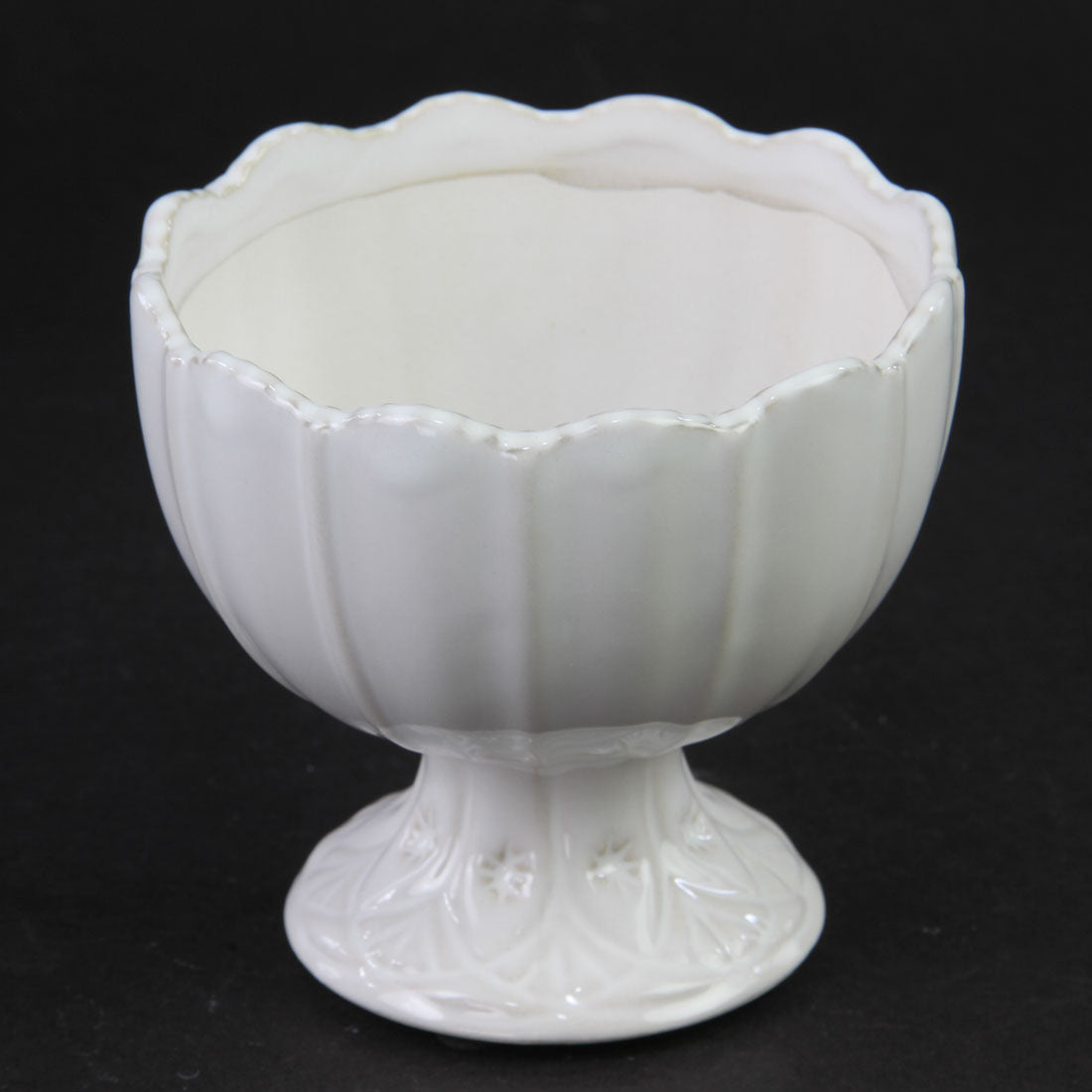4.5" X 4.25" MERYL COMPOTE