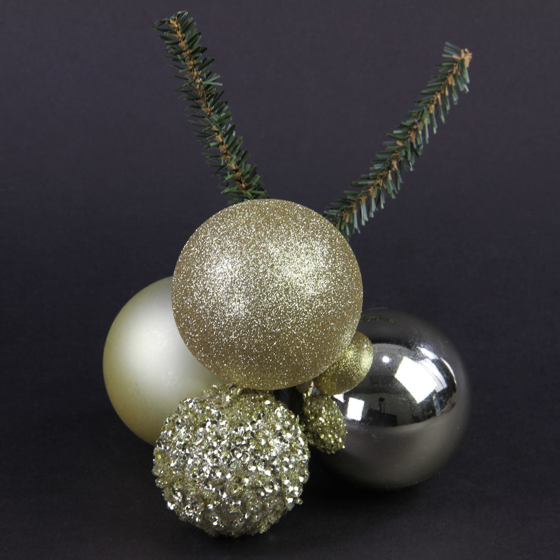 60-80MM SEQ/GLT.BALL CLUSTER