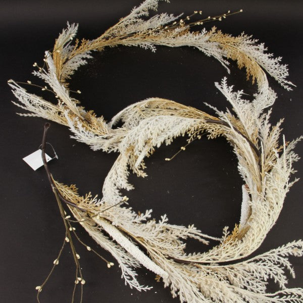 CREAM PAMPAS GARLAND